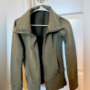 These are hoodies, sweatshirts, cozy vest, and jackets.